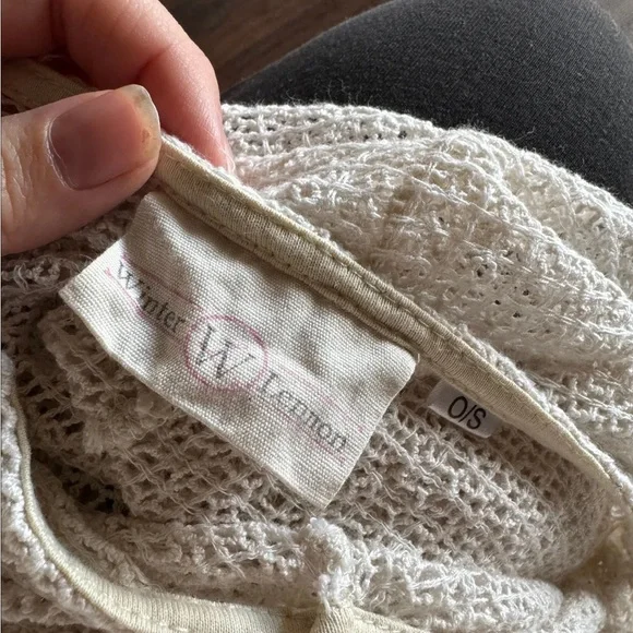 Womens One Size Winter Lennon Lace Crochet Top Hippie Boho Loose Flowy - Picture 2 of 2